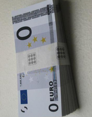 Arrivano Le Banconote Da Zero Euro Per Pagare Rimborsi Dei Gruppi In Trasferta Arrivano Le Banconote Da Zero Euro Per Pagare Rimborsi Dei Gruppi In Trasferta
