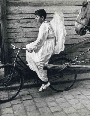 Josef Koudelka - Angel Josef Koudelka - Angel